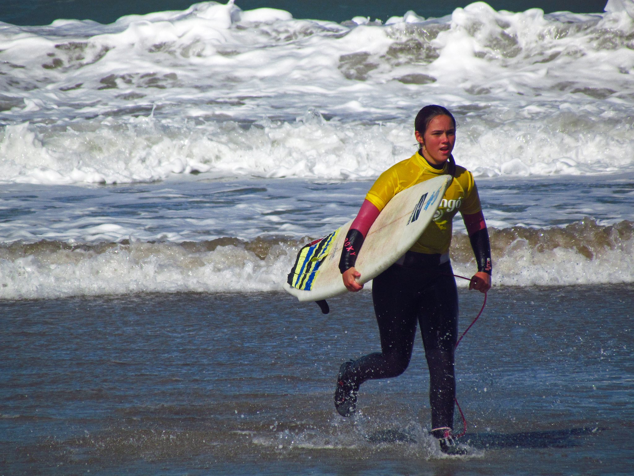 Juli Varady // Surf Chicas